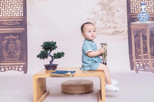 三门峡孕妇肚子上的黑线