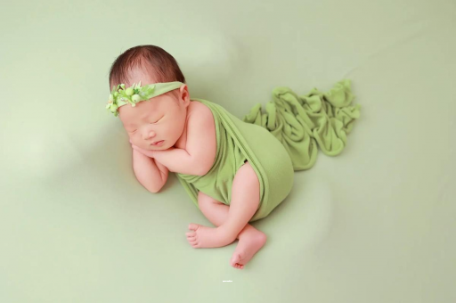 三门峡帮宝宝戒掉吃手的妙招